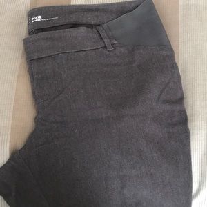 Good condition Maternity Pixie